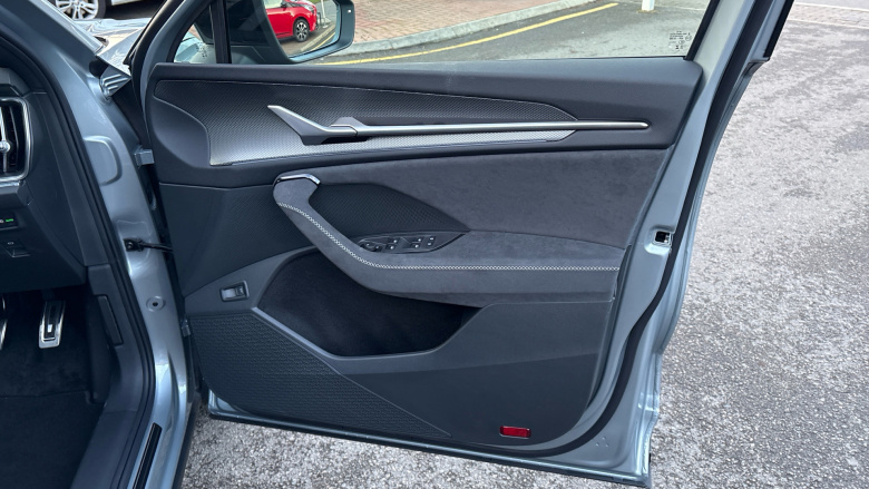 Skoda Kodiaq 1.5 TSI e-TEC SportLine 5dr DSG [7 Seat] Petrol Estate